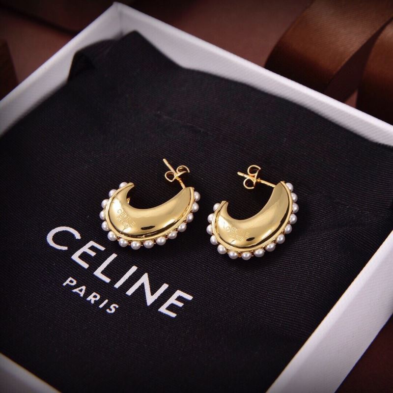 Ce**e earrings